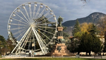 t201812339114434_ruota_panoramica t201812339114434_ruota_panoramica