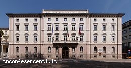 t202012352165154_260pxtrentopalazzo_della_provincia_autonoma_di_trentofront