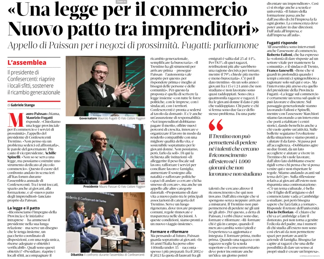 Limmagine raffigura una pagina di giornale che presenta un grande titolo sulla legislazione commerciale e imprenditoriale, con vari blocchi di testo e tre fotografie di individui che parlano a podi e partecipano a una discussione di gruppo.